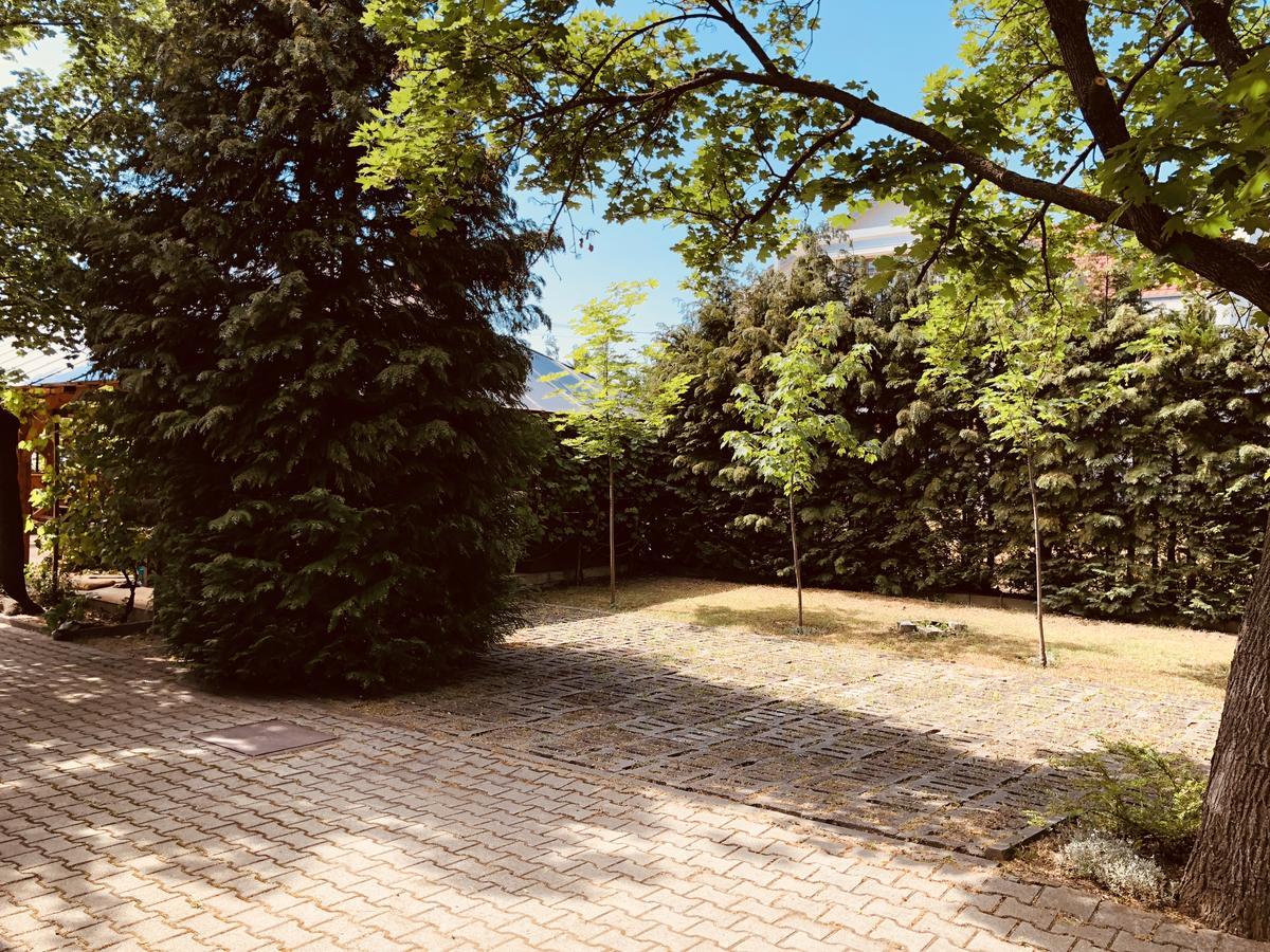 Zoeldteto Panzio Bed & Breakfast Balatonfured Bagian luar foto