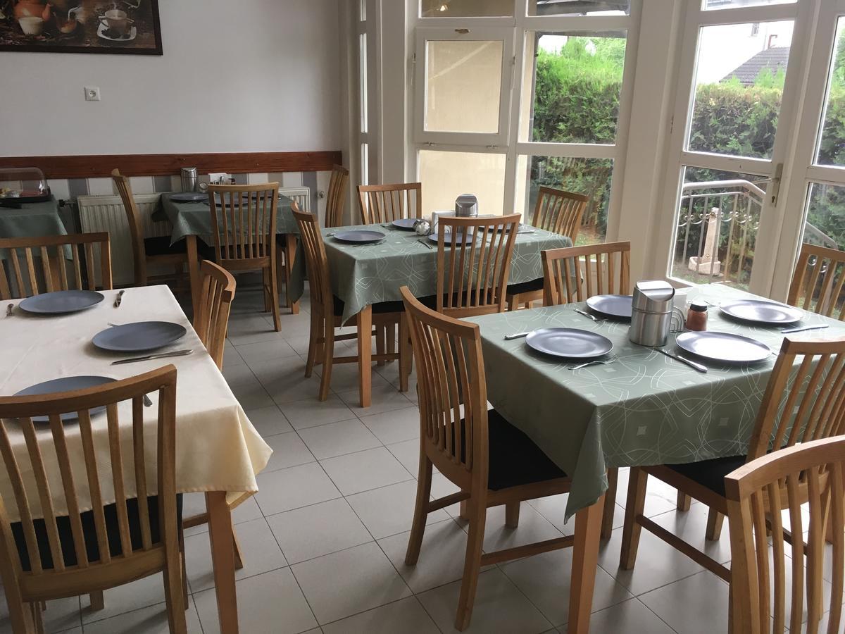 Zoeldteto Panzio Bed & Breakfast Balatonfured Bagian luar foto