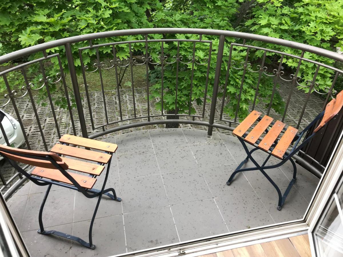 Zoeldteto Panzio Bed & Breakfast Balatonfured Bagian luar foto